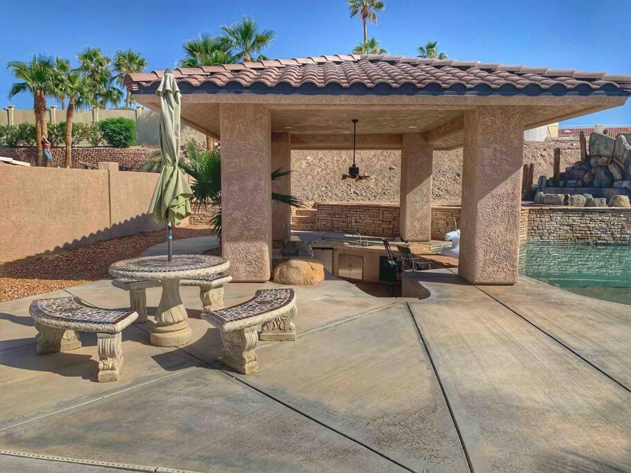 Ultimate Backyard-Pool/Spa. Slide. Lakeview. Ball Lake Havasu City Exterior photo